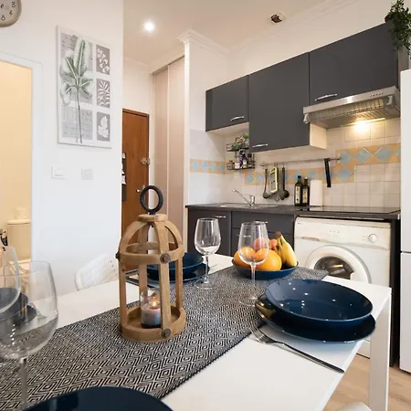 Private Independant Flat - Center - 2 Balconies Appartement *
