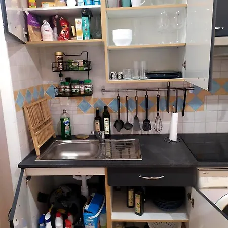 Private Independant Flat - Center - 2 Balconies 卢德